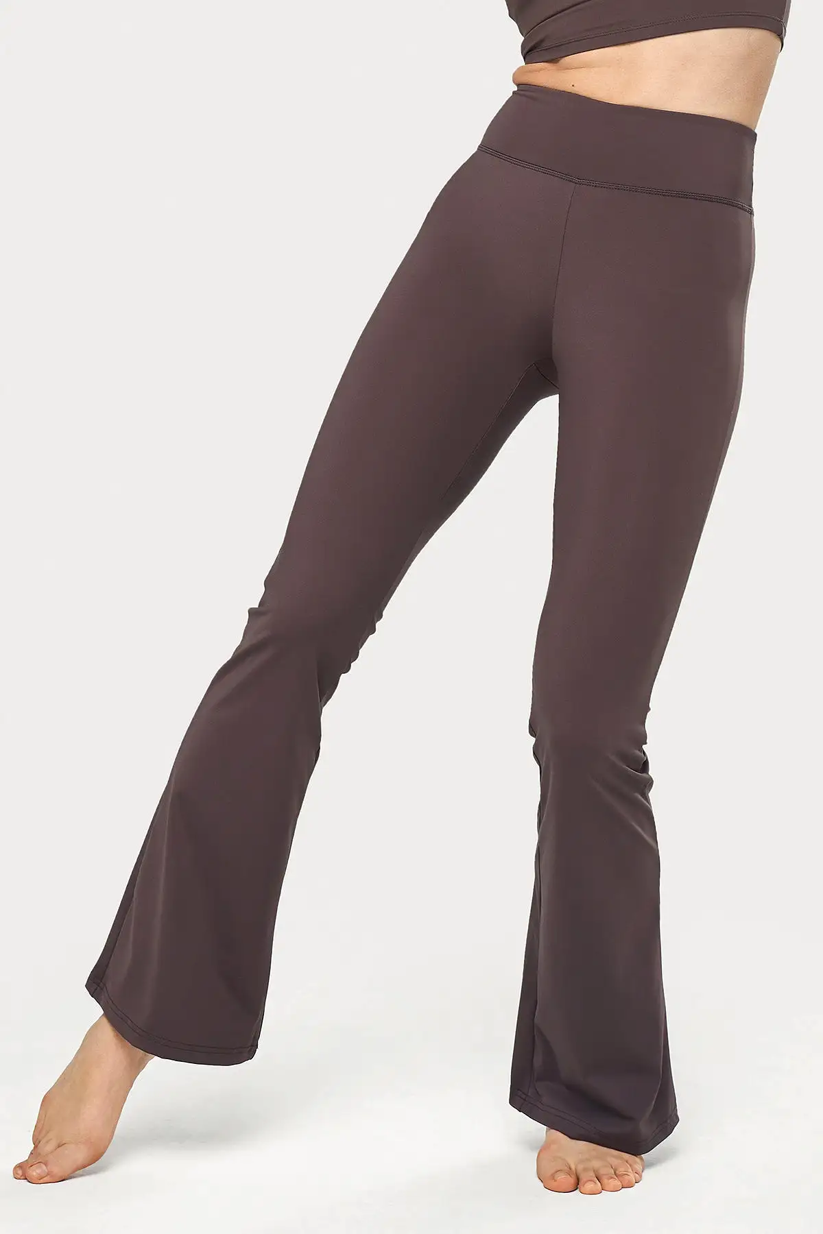 High Waist Barre Flared Legging in Super Full Length