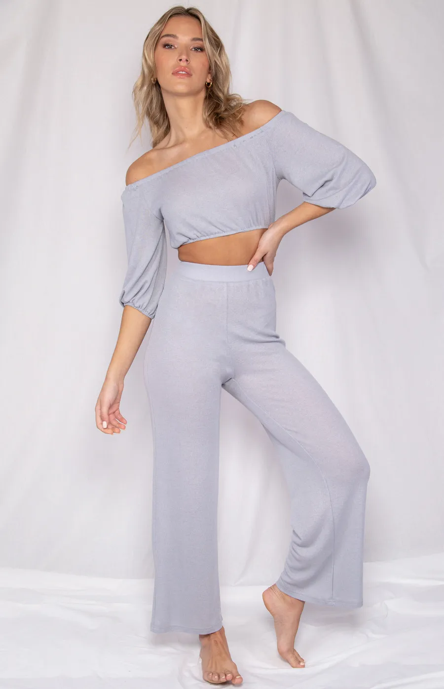 Lounge Set with Off The Shoulder Top and Pants (WSE218A)