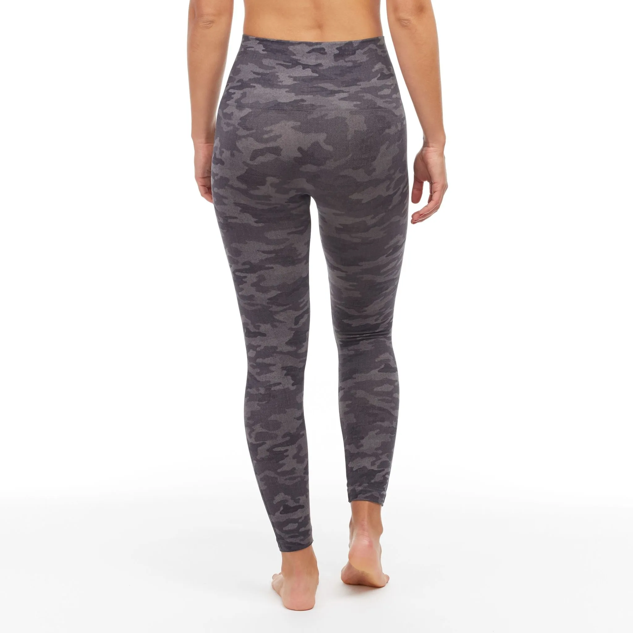 Spanx Look At Me Now Seamless Leggings