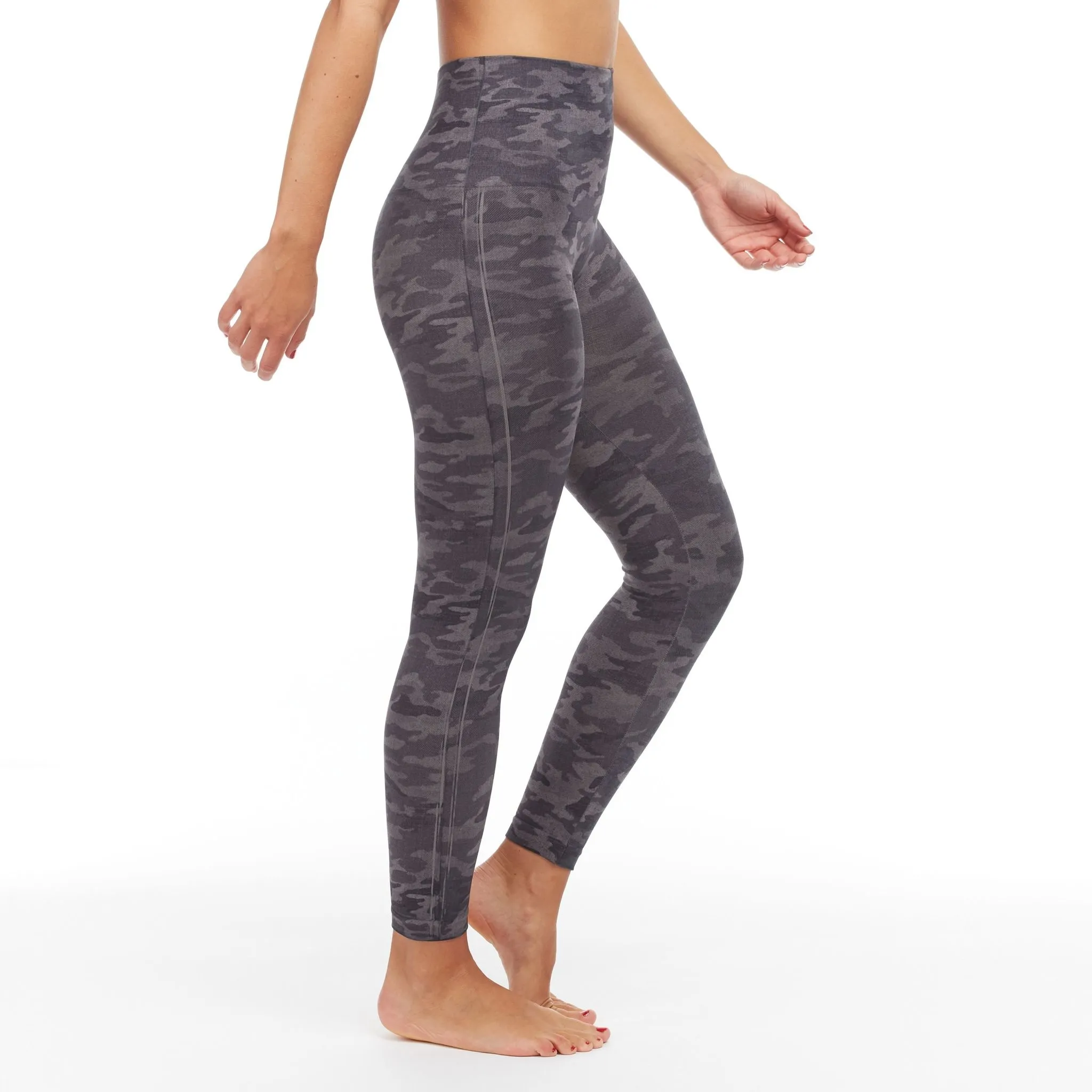 Spanx Look At Me Now Seamless Leggings