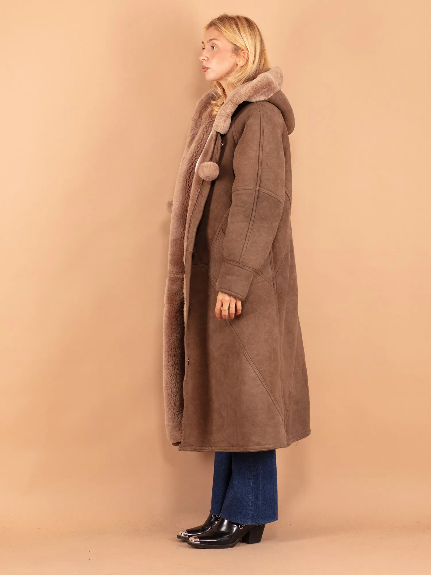 Vintage 70's Women Hooded Sheepskin Coat in Beige