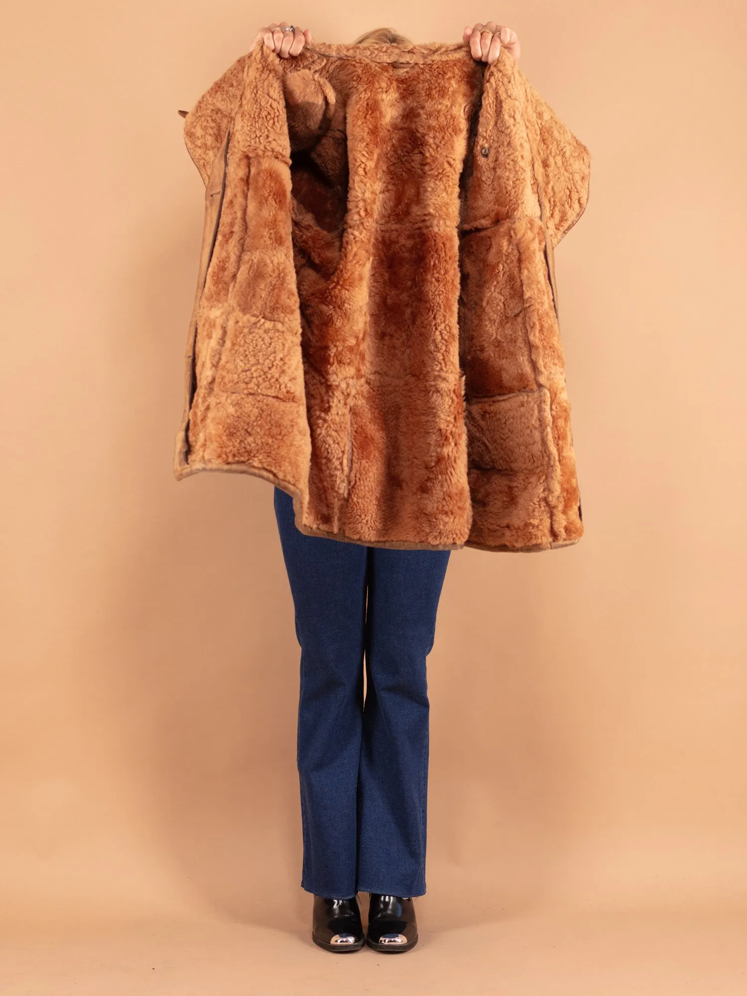 Vintage 70's Women Oversized Sheepskin Coat in Beige